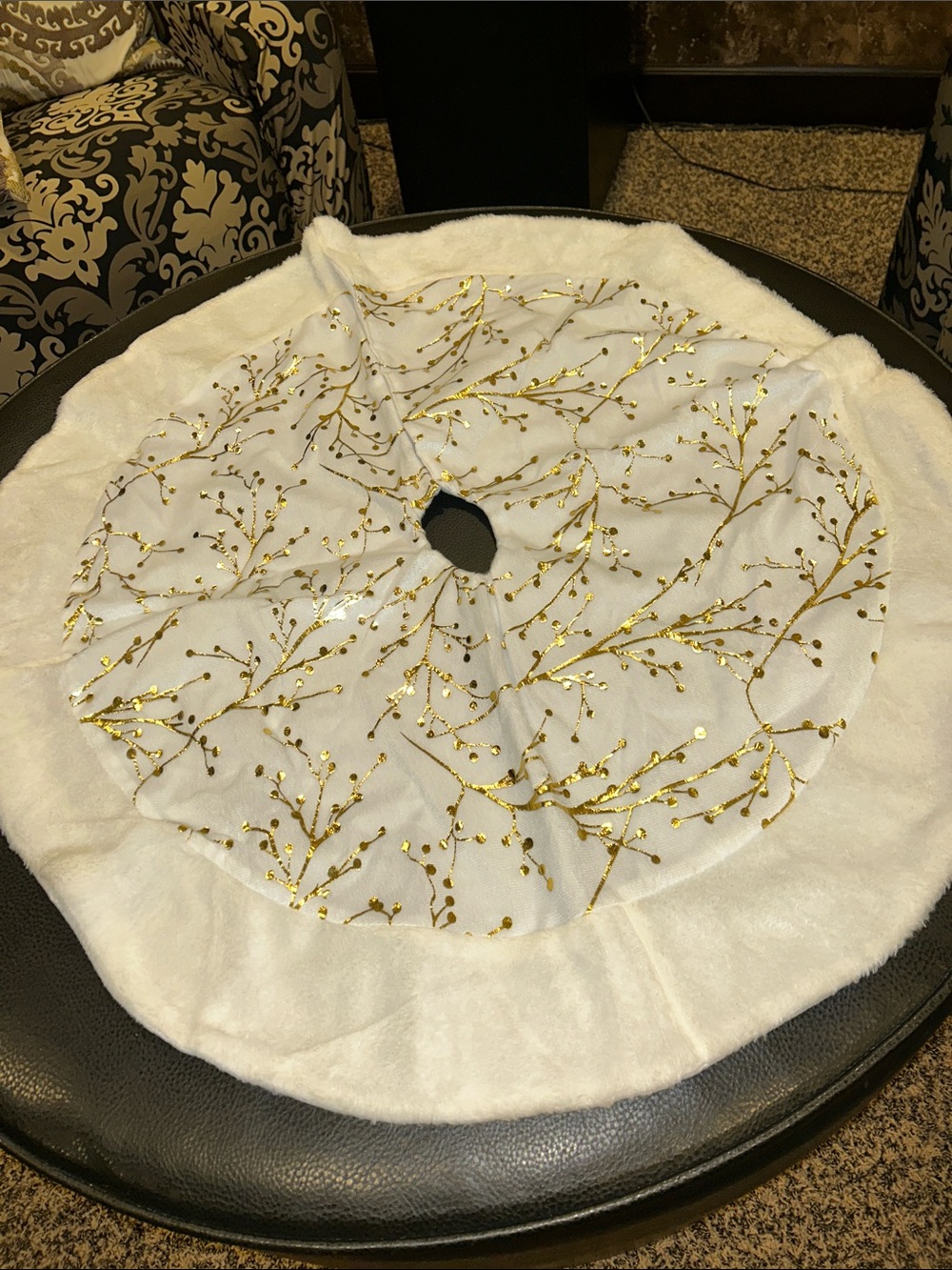 White Faux Fur small Christmas Tree Skirt with Gold Sequin Branches New!